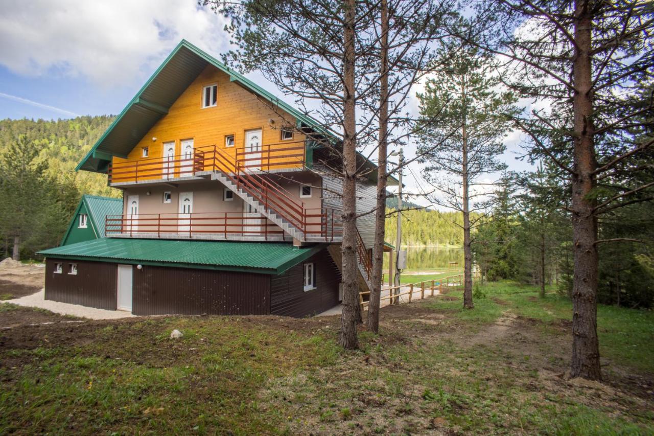 Apartmani Jezero Žabljak Exteriör bild
