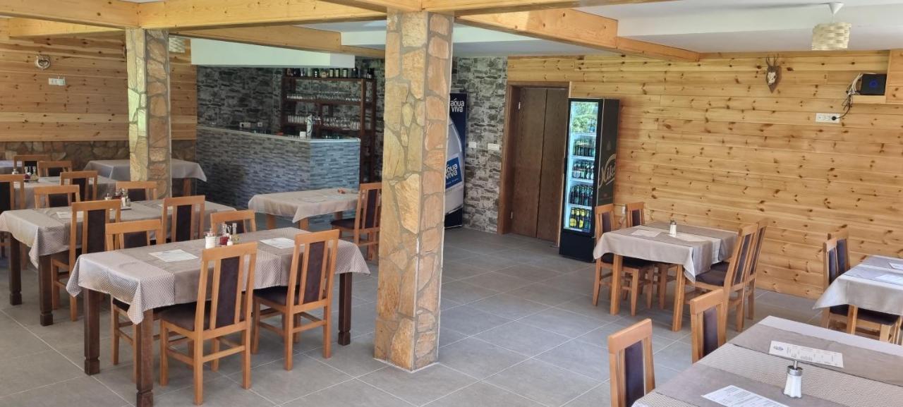 Apartmani Jezero Žabljak Exteriör bild