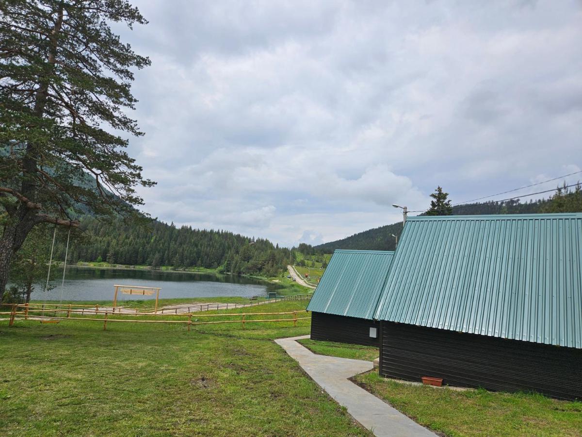 Apartmani Jezero Žabljak Exteriör bild