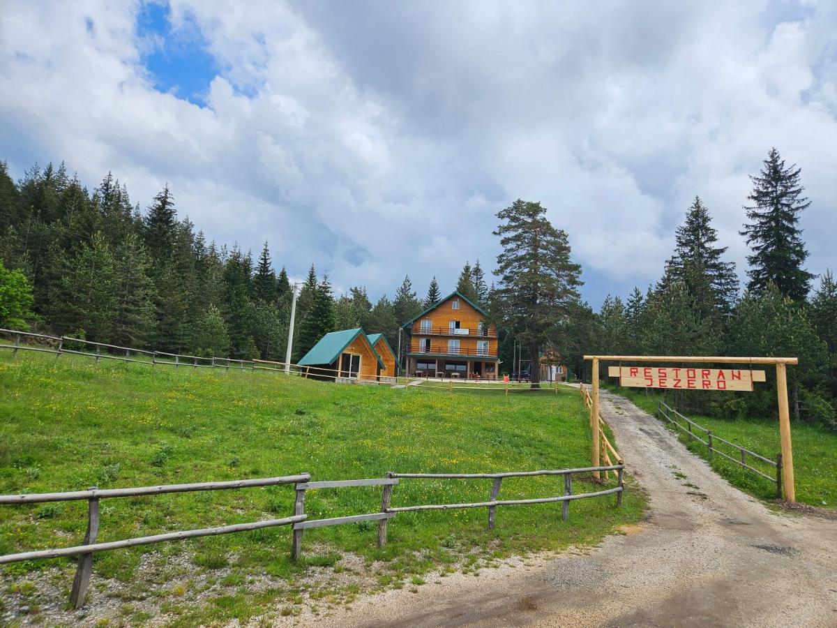 Apartmani Jezero Žabljak Exteriör bild