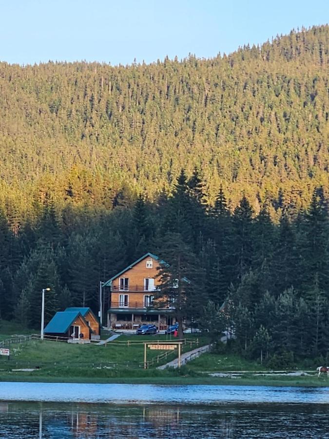Apartmani Jezero Žabljak Exteriör bild
